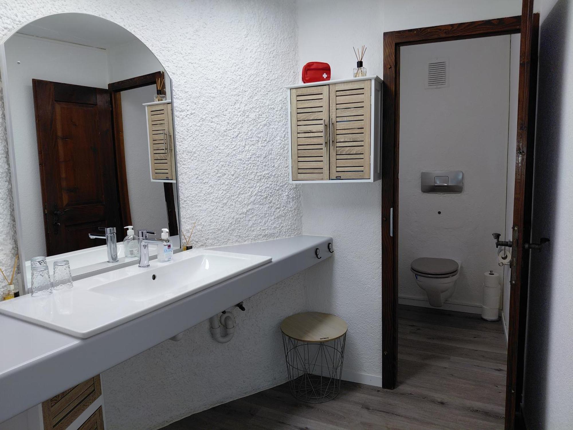Des Paves A Peseux Apartment